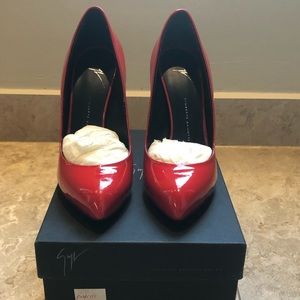 Giuseppe Zanotti red patent leather pump